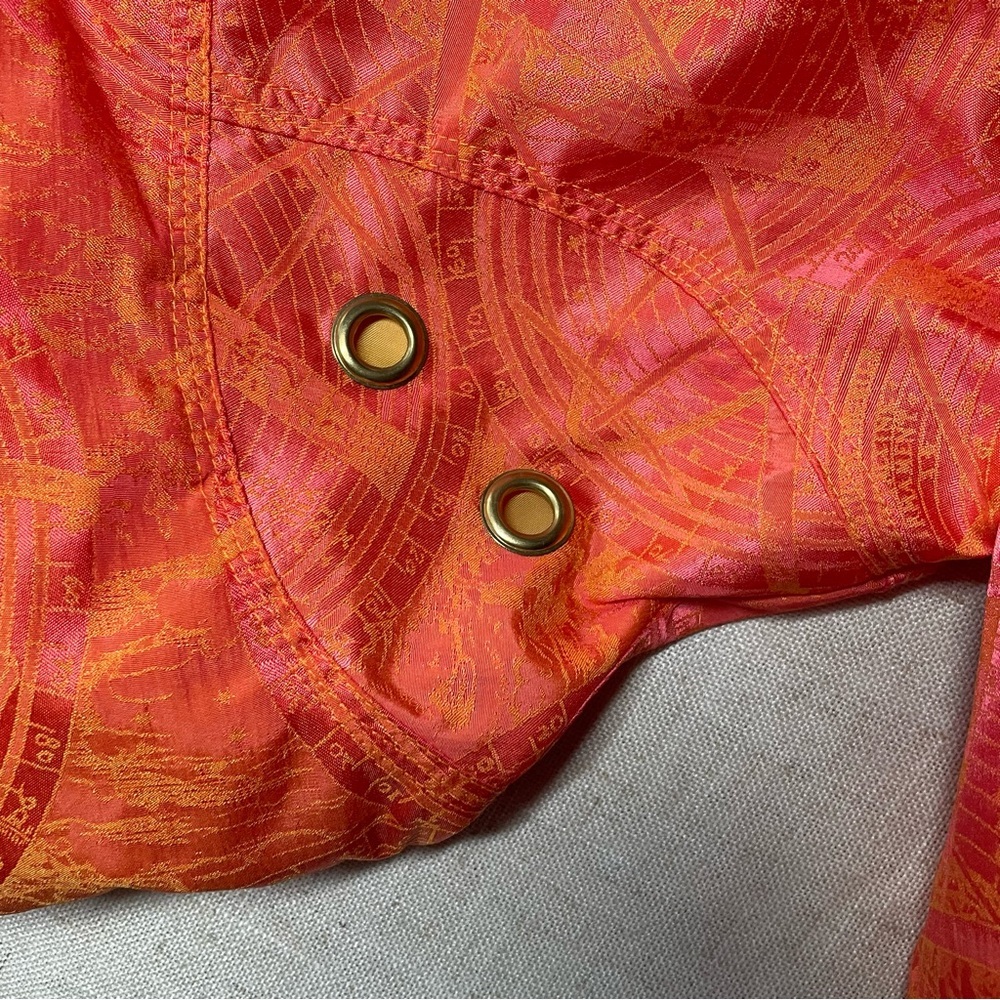 Le Coq Sportif Rare Celestial Compass Print Vibrant Orange and Pink Windbreaker - Picture 8 of 13